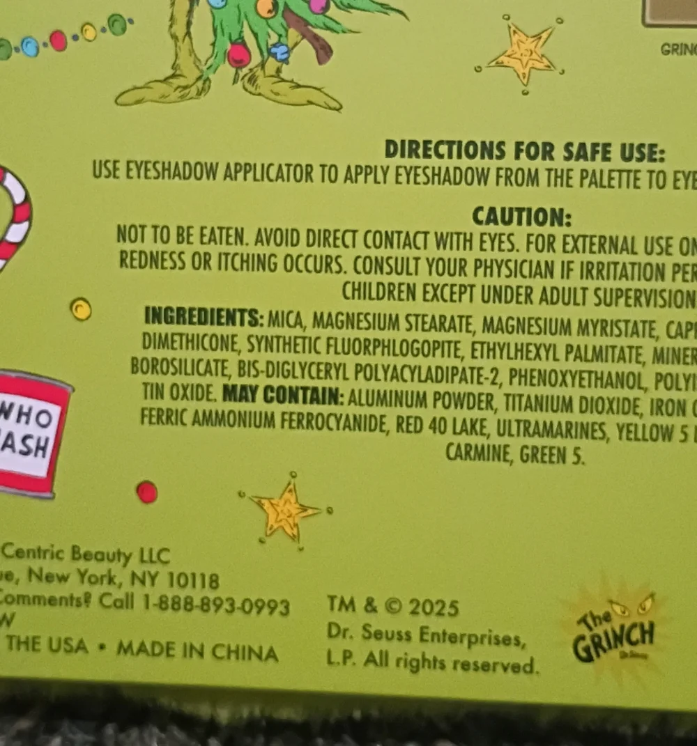 NWT Taste Beauty Fuzzy Grinch Palette
